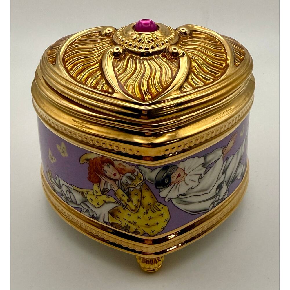 House of Fabergé Franklin Mint Pulcinella Heart Music Box